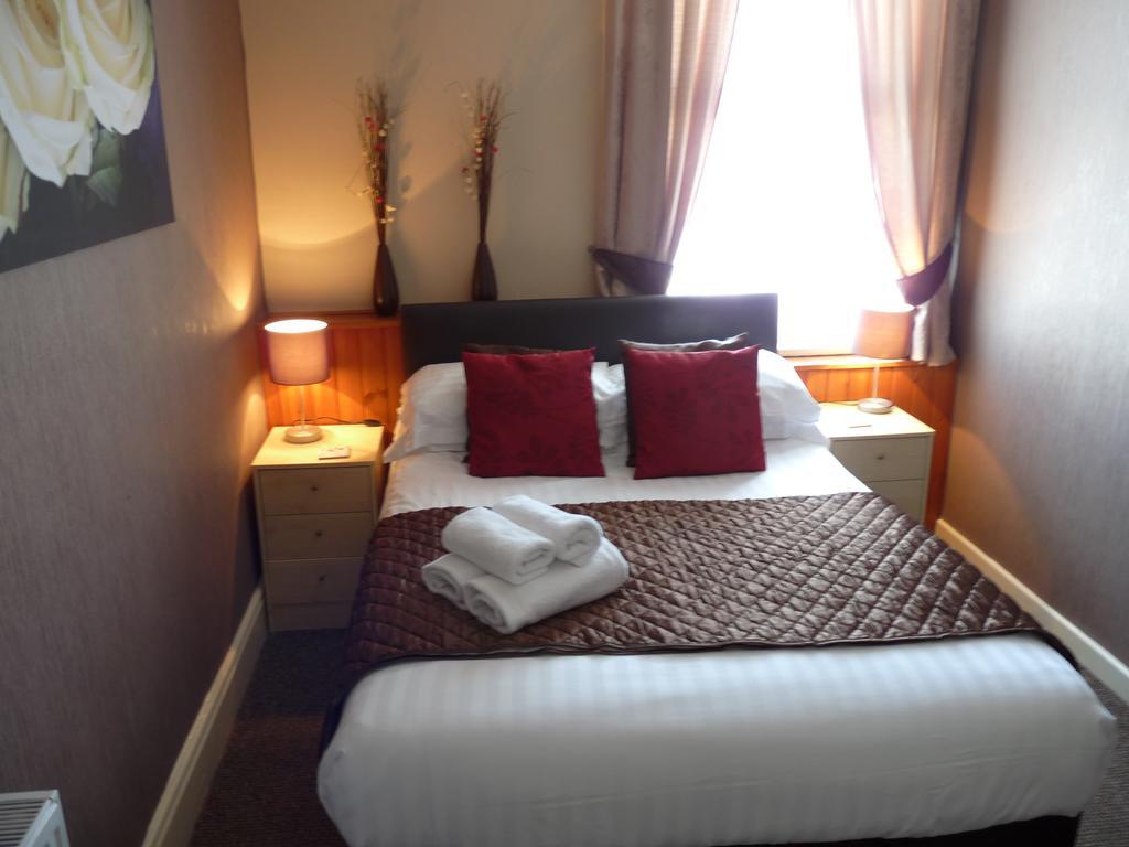 The Cumbrian Hotel Блекпул Екстериор снимка