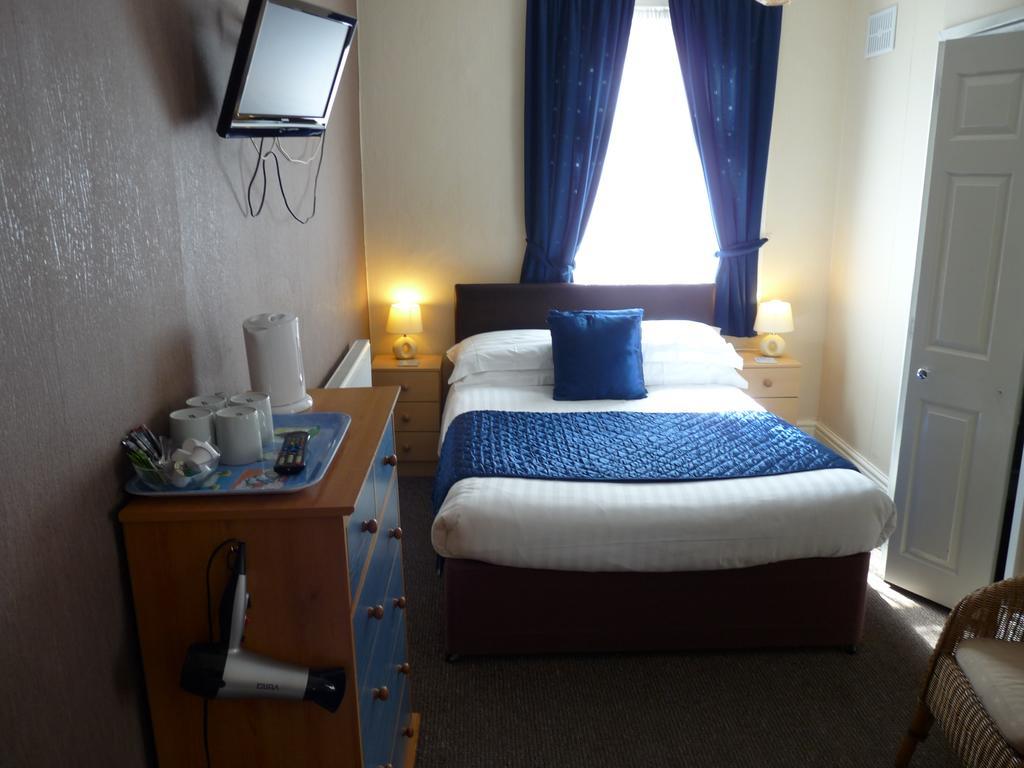 The Cumbrian Hotel Блекпул Екстериор снимка