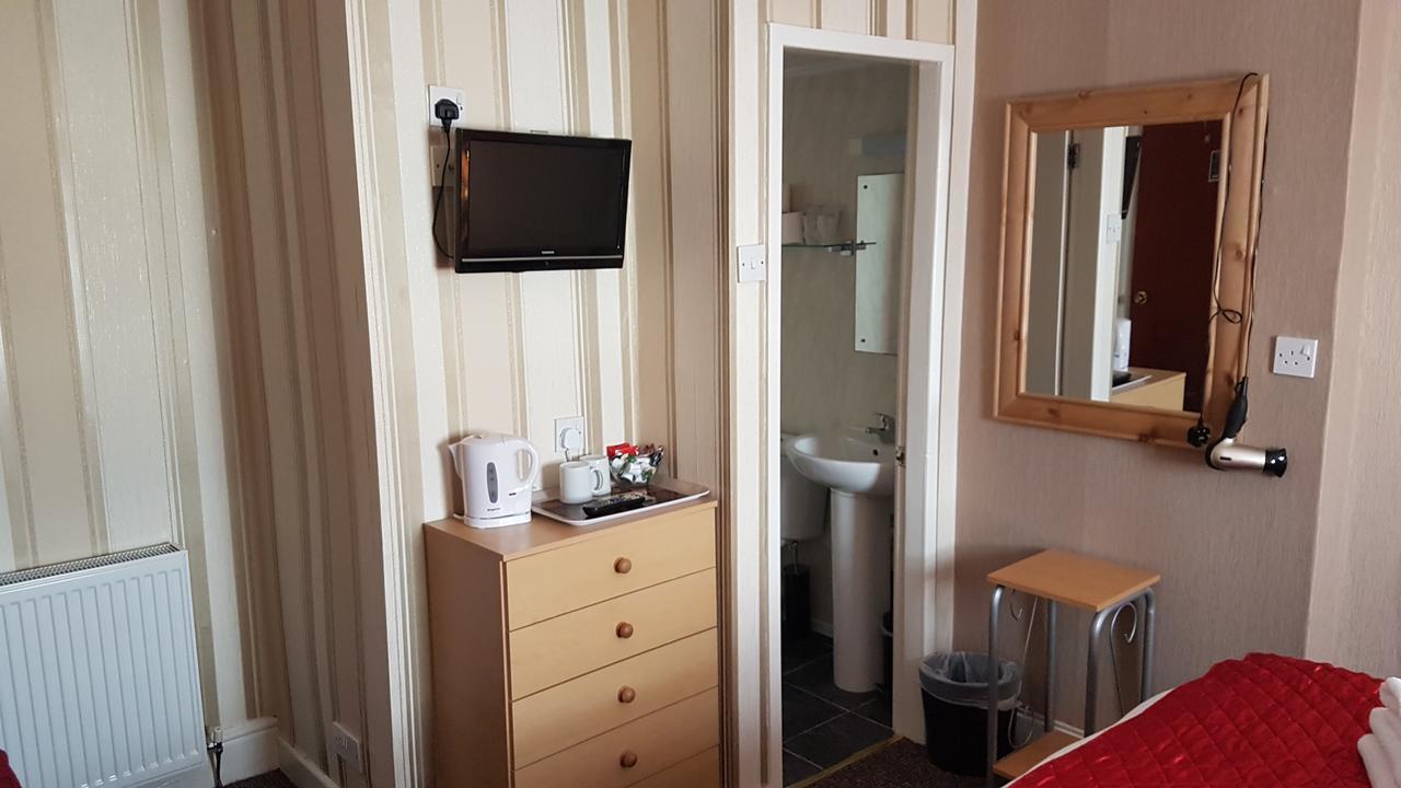 The Cumbrian Hotel Блекпул Екстериор снимка