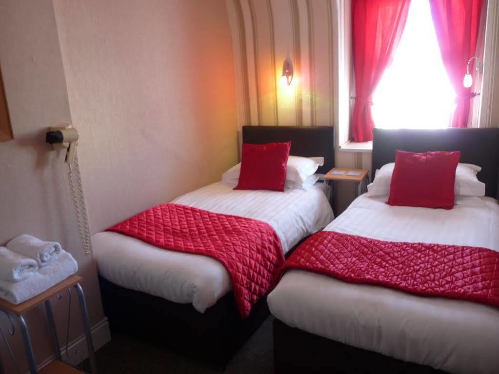 The Cumbrian Hotel Блекпул Екстериор снимка